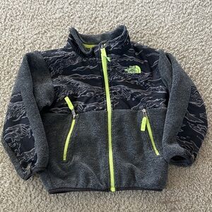 The North Face boys Fleece Jacket size 3T
